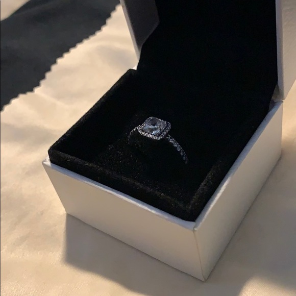 Authentic Pandora Pure Silver S925 Ring - Picture 3 of 5